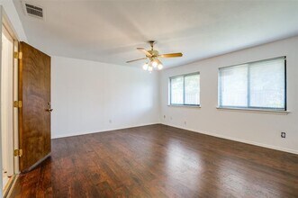 1701 Midcrest Dr in Plano, TX - Building Photo - Building Photo