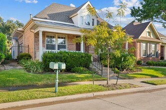 1819 Morning Glory in Carrollton, TX - Building Photo - Building Photo