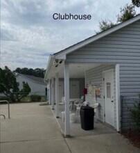 204 Courtyard W in Newport, NC - Building Photo - Building Photo