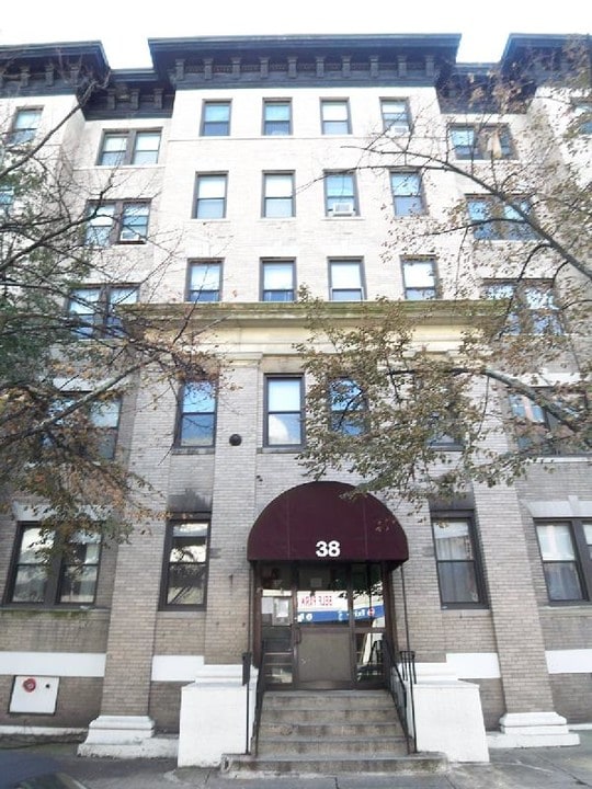 38 Westland Ave in Boston, MA - Building Photo