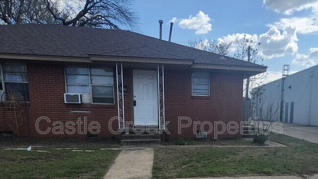 property at 18 E 12th St