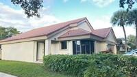 9385 NW 18th Manor in Plantation, FL - Building Photo - Building Photo