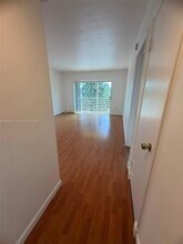 20200 NE 27th Ct, Unit 35 in Aventura, FL - Building Photo - Building Photo