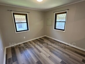 211 Niagara St in East Alton, IL - Building Photo - Building Photo