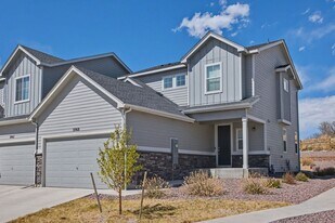 5768 Heathland Terrace in Colorado Springs, CO - Building Photo
