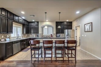 6367 White Heron Ct in Las Vegas, NV - Foto de edificio - Building Photo