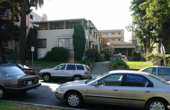 324 S Occidental Blvd in Los Angeles, CA - Building Photo - Building Photo