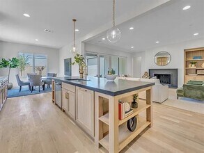 5031 Linnet Ln in Dallas, TX - Building Photo - Building Photo