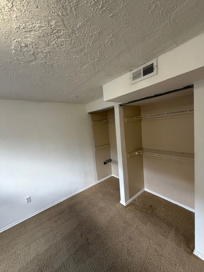 5508 S 5180 W in Salt Lake City, UT - Building Photo - Building Photo