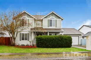 20309 85th Ave Ct E in Spanaway, WA - Building Photo