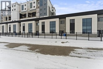 4300 Laurier Pkwy in Lasalle, ON - Building Photo - Building Photo