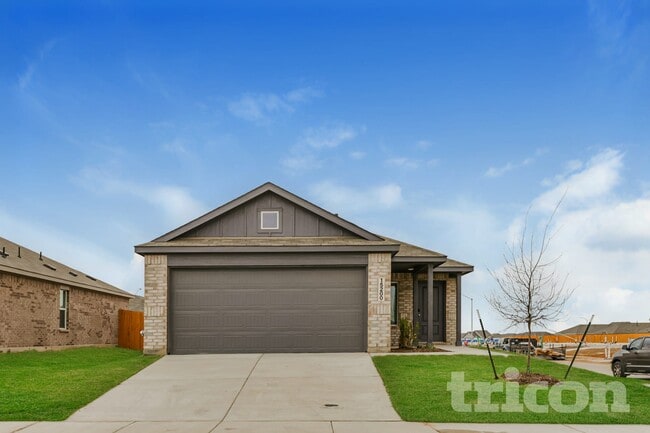 property at 15200 Bullfighter Blvd