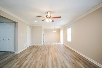 3926 Candle Berry Dr in Indianapolis, IN - Building Photo - Building Photo