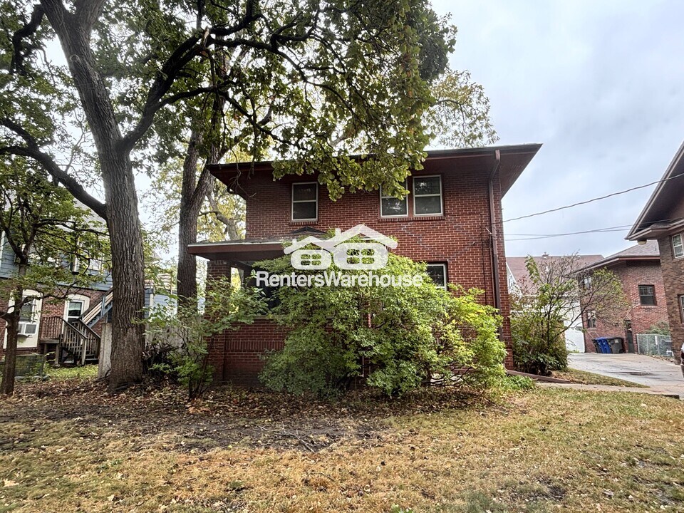 10 34th St in Des Moines, IA - Foto de edificio