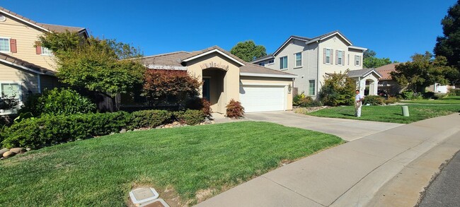 4804 Concordia Dr in El Dorado Hills, CA - Building Photo - Building Photo