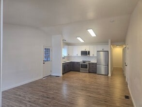 950 E Lunceford Ln in Coeur d'Alene, ID - Building Photo - Building Photo