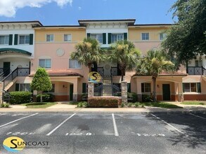 9745 Touchton Rd in Jacksonville, FL - Building Photo - Building Photo