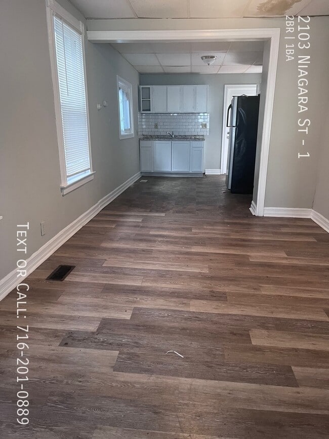 property at 2103 Niagara St