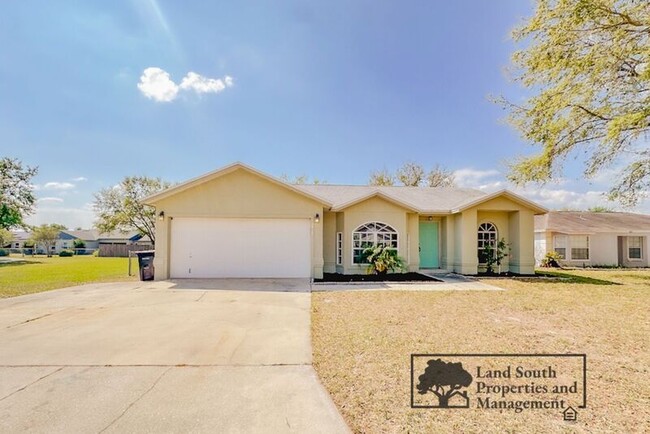 property at 2818 Timbercrest Pl