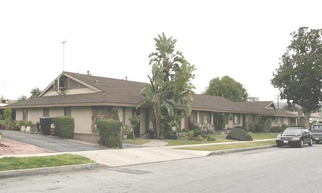 Marietta Apartments in Covina, CA - Foto de edificio - Building Photo