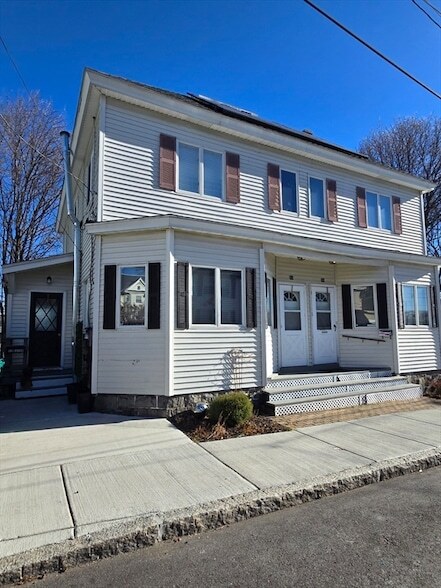 property at 52 Sidney St