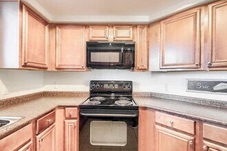 4925 E Desert Cove Ave in Scottsdale, AZ - Foto de edificio - Building Photo