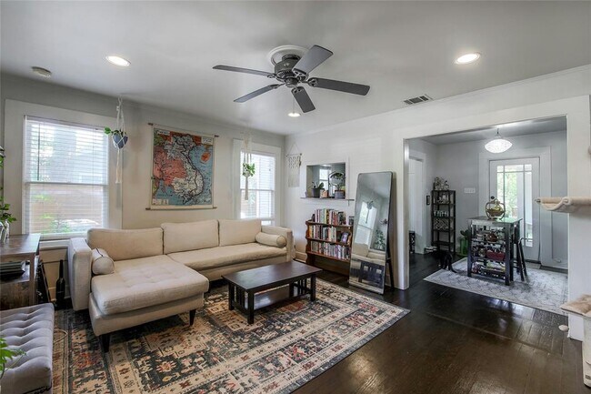 3111 Robinson Ave in Austin, TX - Building Photo - Building Photo