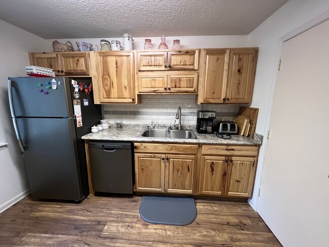 property at 260 Myrtle Greens Dr
