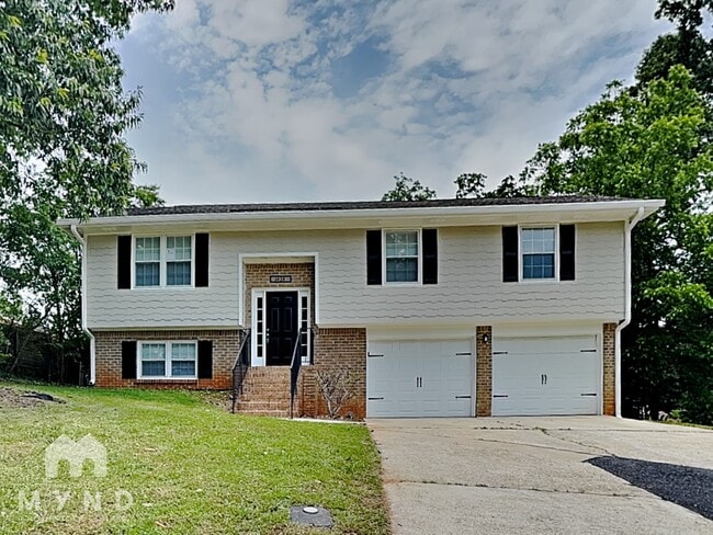 property at 1434 Oak Forest Way SE