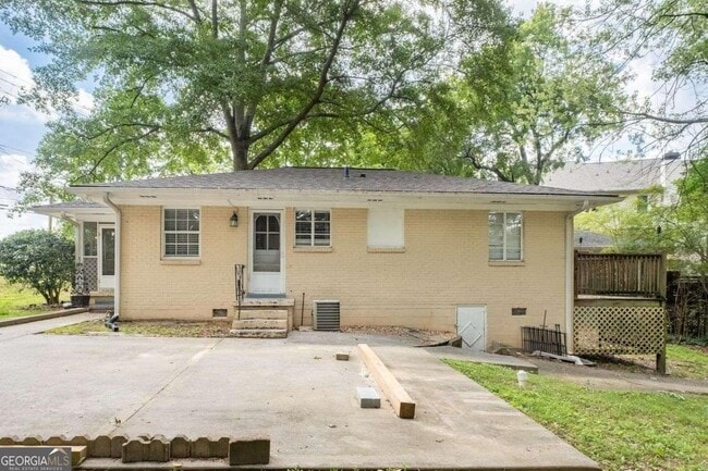 property at 1401 Briarwood Rd NE