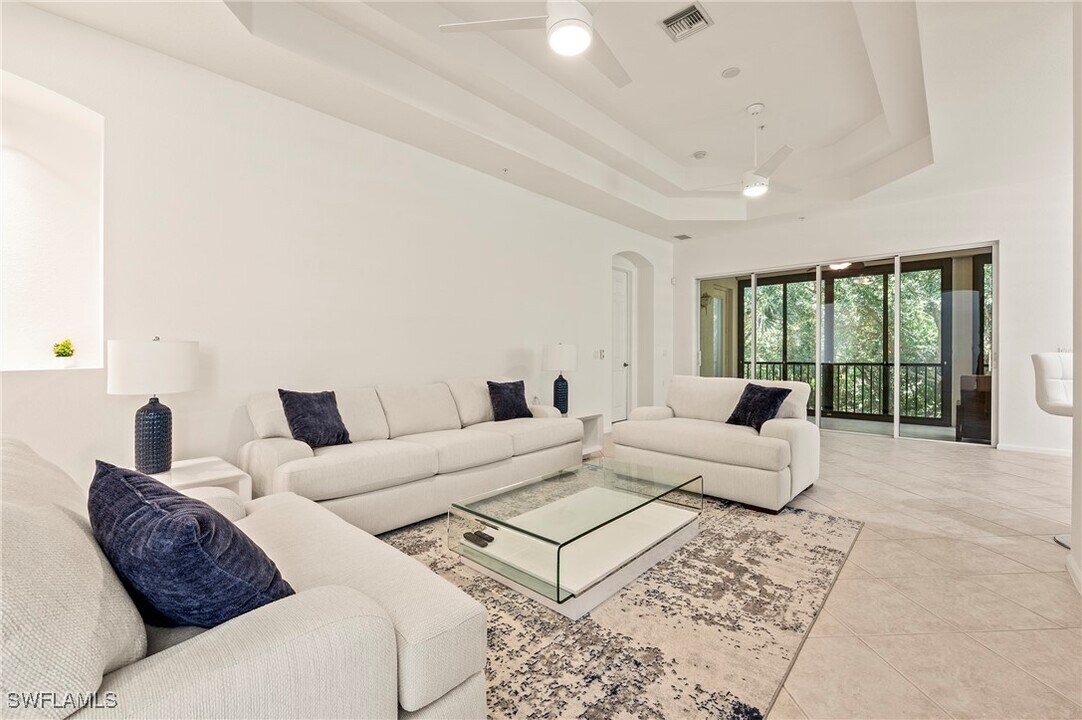 10040 Valiant Ct in Miromar Lakes, FL - Building Photo