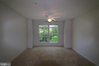 12000 Amber Ridge Cir in Germantown, MD - Building Photo - Building Photo