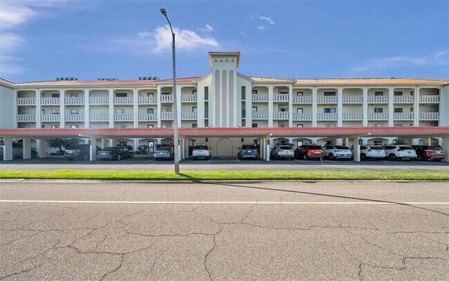 property at 19029 US Hwy 19 N