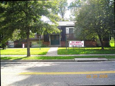 150 Frana Clara St in Louisville, OH - Building Photo - Building Photo