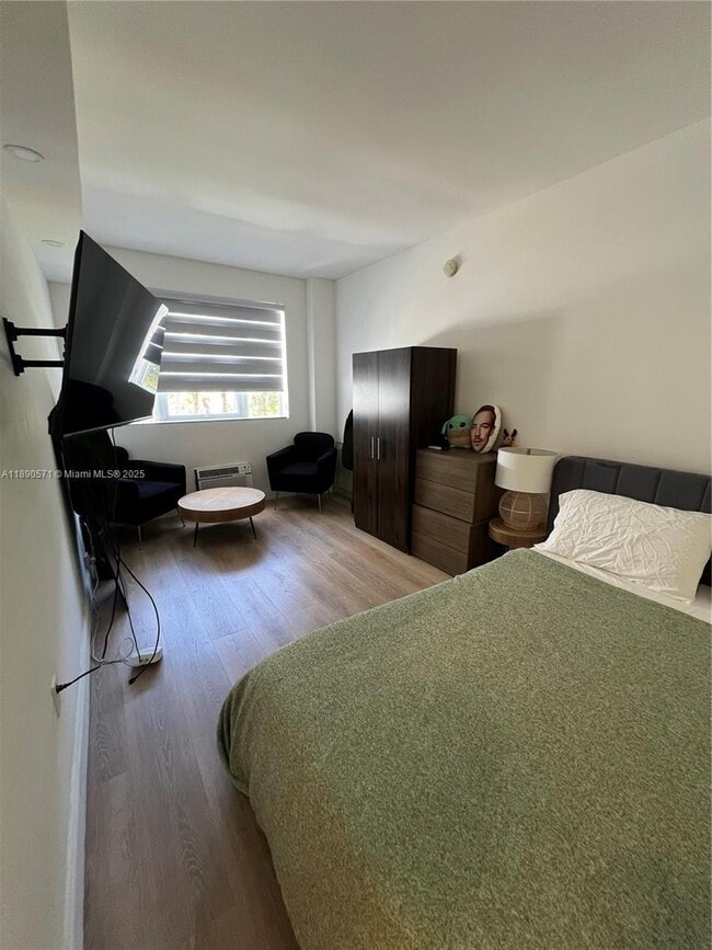 255 W 24th St in Miami Beach, FL - Building Photo - Building Photo