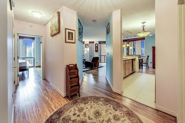 222 N Columbus Dr in Chicago, IL - Building Photo - Building Photo