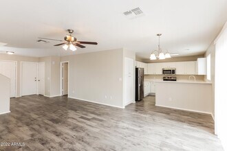 12622 W Paradise Dr in El Mirage, AZ - Building Photo - Building Photo