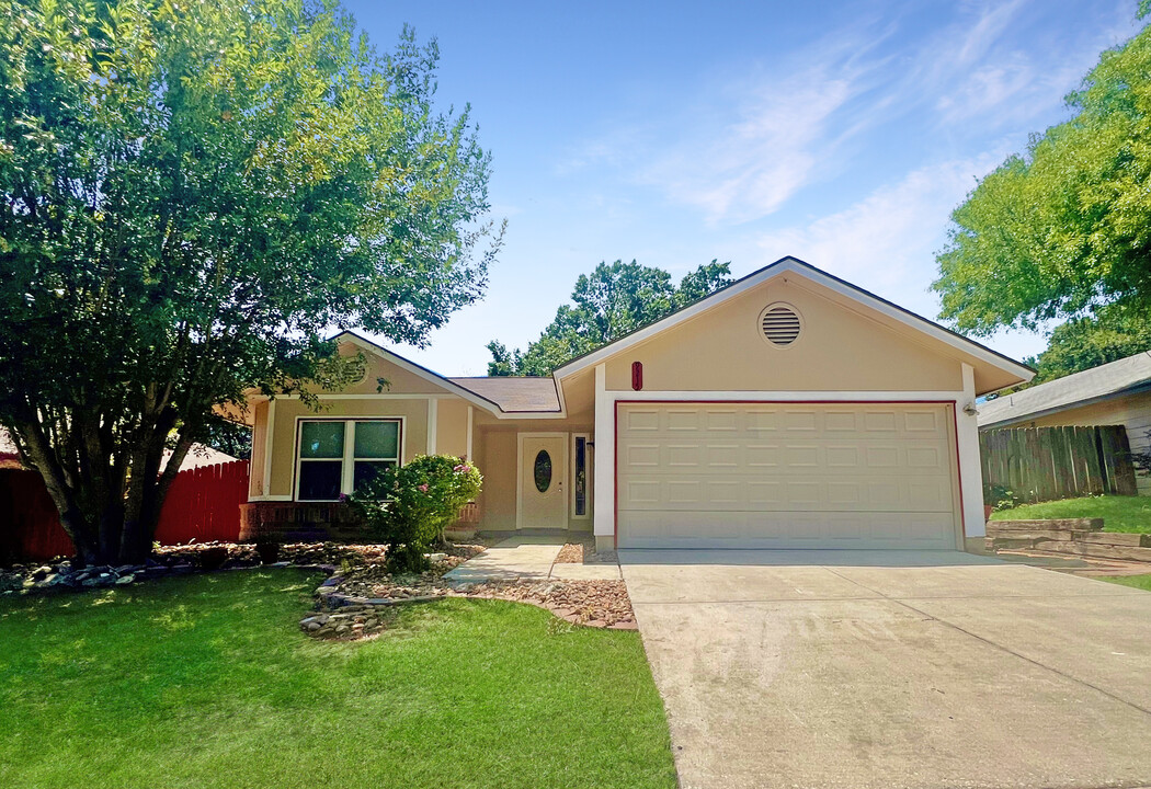 9215 Autumn Branches in San Antonio, TX - Building Photo