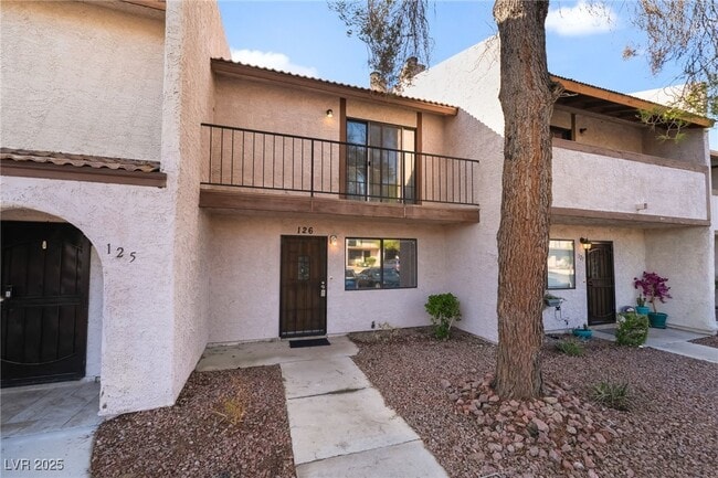 property at 5247 Lisagayle Ct