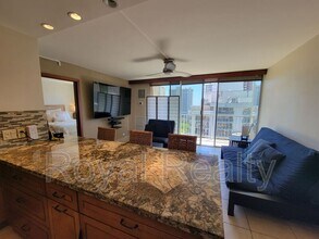 1925 Kalakaua Ave in Honolulu, HI - Building Photo - Building Photo