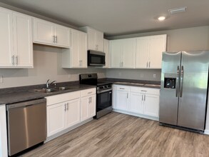 6365 Firefly Dr in Milton, FL - Foto de edificio - Building Photo