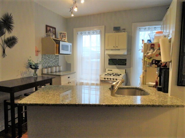 330 Hudson Ave in Albany, NY - Building Photo - Building Photo