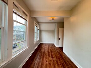 226 N Park St, Unit 2 in East Orange, NJ - Building Photo - Building Photo