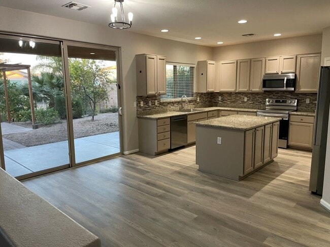 property at 938 E Indian Wells Pl