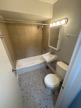 10720 S Ridgeland Ave in Worth, IL - Foto de edificio - Building Photo