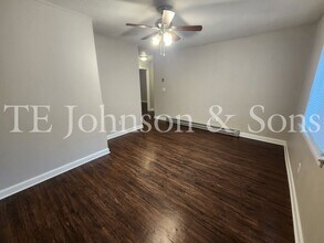 101 Hedgecock Ave SW in Winston-Salem, NC - Foto de edificio - Building Photo