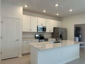 1897 Fulfillment Dr in Kissimmee, FL - Building Photo - Building Photo