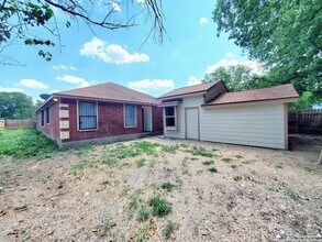 203 Ardmore St in San Antonio, TX - Building Photo - Building Photo