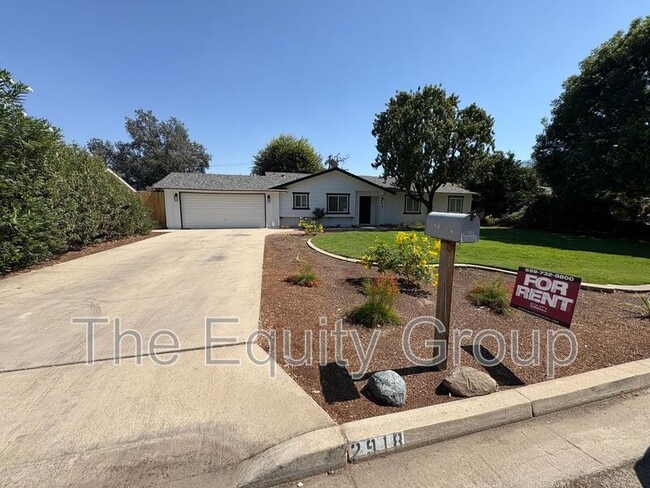 2918 S Willis Ct in Visalia, CA - Building Photo - Building Photo