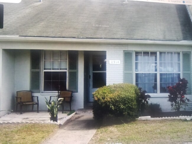 property at 2914 Wainwright Ct